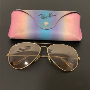 Ray ban Aviator sunglasses